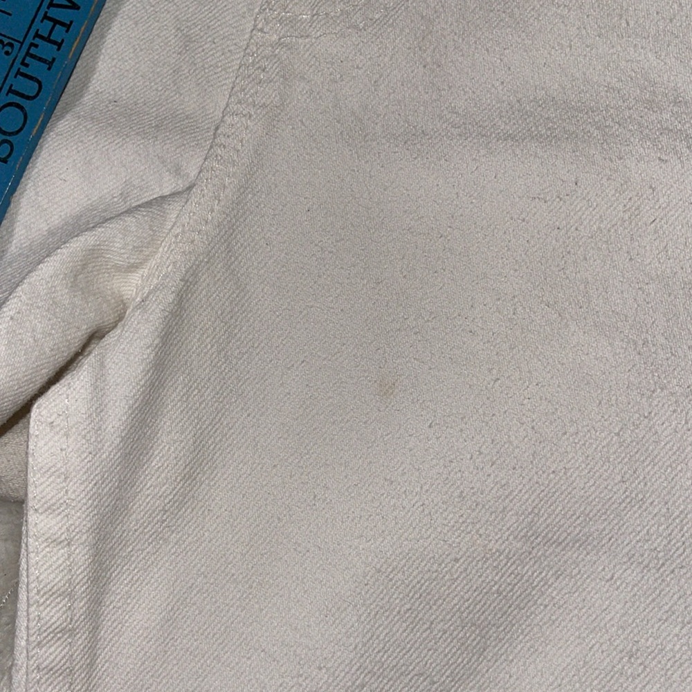 Levis 522 Vintage White Short | Size 16 - Picture 8 of 15